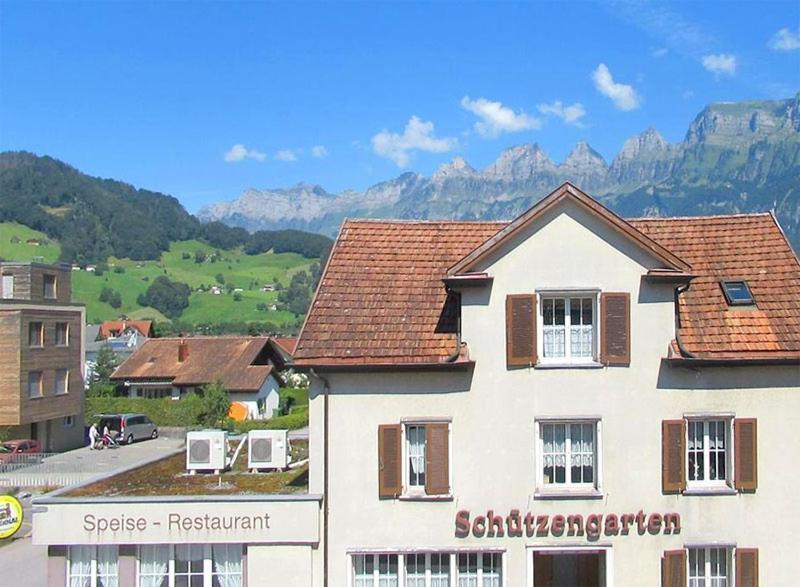 Churfirsten Blick - Private Gaestezimmer Flums Exteriör bild